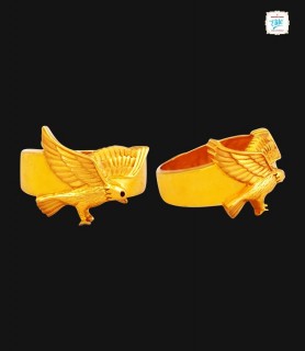 Fly Eagle Motif Gold Ring...