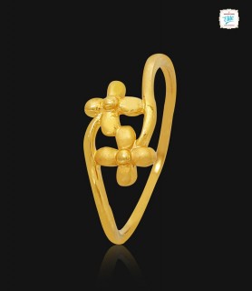 Soapwort Floral Gold Ring...