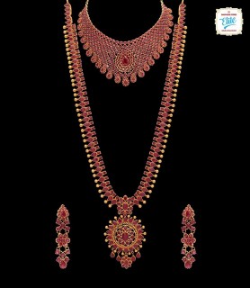 Eclectic Stately Ruby Haram...
